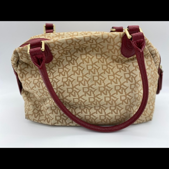 DKNY purse - Picture 5 of 5